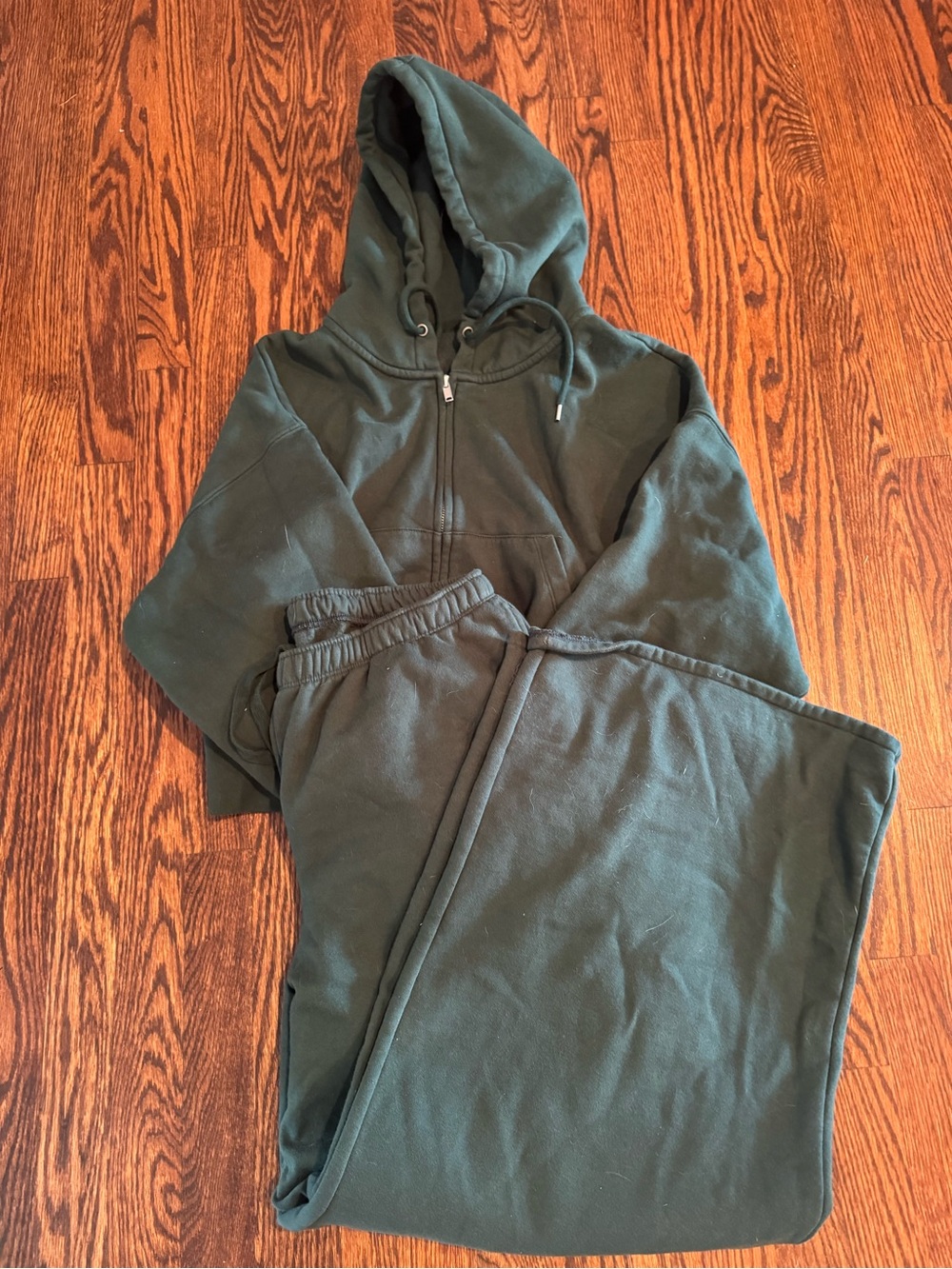 Woman M/L Dark Green Sweatpants – Classic Comfort Gap